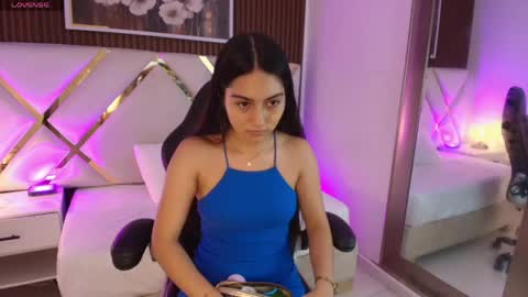 Emily  online show from 05-08-26, 05:35