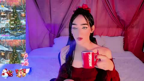 Snapshot of emely_rous chatting on 12-31-24, 08:04 Emely Rous online show from 12-31-24, 08:04