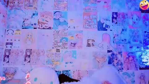 Snapshot of emely_rous chatting on 10-14-25, 07:53 Emely Rous online show from 10-14-25, 07:53