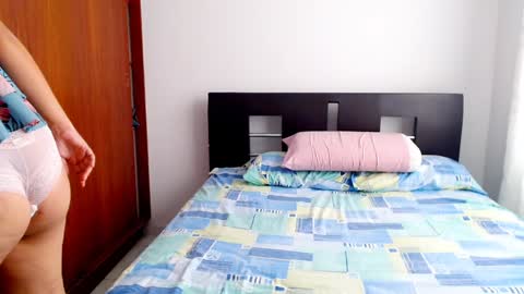 emely_sexx online show from 12-20-24, 06:45