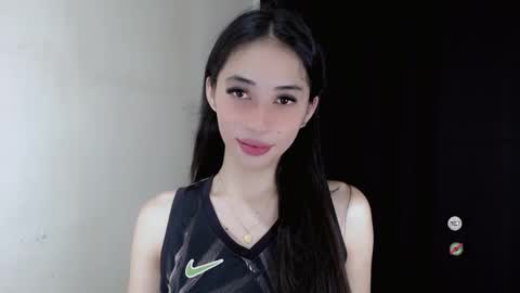 Snapshot of emelyn_fuckdoll chatting on 12-09-24, 07:06 Scarlett online show from 12-09-24, 07:06