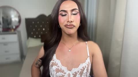 EMELY online show from 03-16-26, 09:13