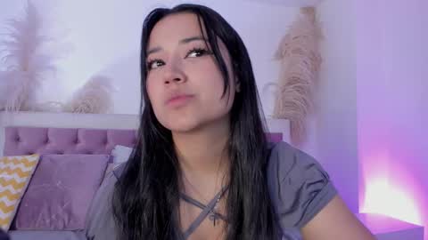 Snapshot of emelyy_carter chatting on 02-12-25, 10:48 Emy online show from 02-12-25, 10:48