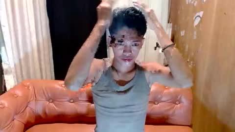 Snapshot of emerald_cummer chatting on 11-27-25, 03:25 emerald_cummer online show from 11-27-25, 03:25