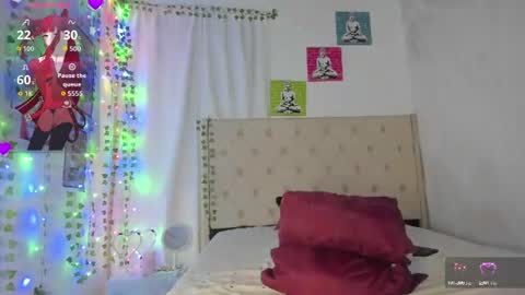 Snapshot of emi_henao chatting on 07-23-26, 12:47 EMI online show from 07-23-26, 12:47
