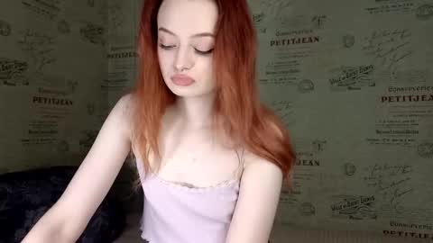 Emi online show from 10-19-25, 04:40