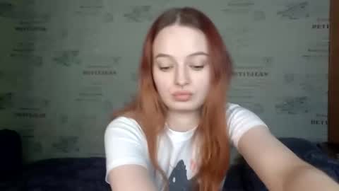 Snapshot of emi_less chatting on 01-11-26, 11:48 Emi online show from 01-11-26, 11:48