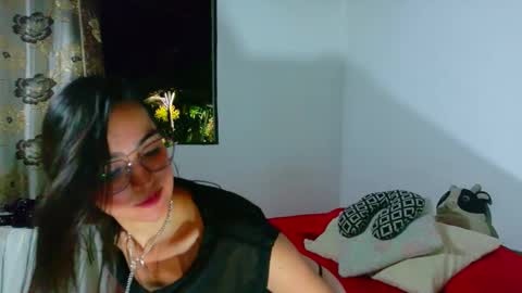 Emmily Roberts online show from 11-13-25, 12:31