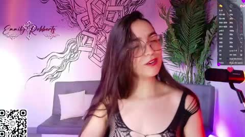 Emmily Roberts online show from 04-30-26, 10:36