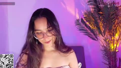 Emmily Roberts online show from 07-13-26, 12:02