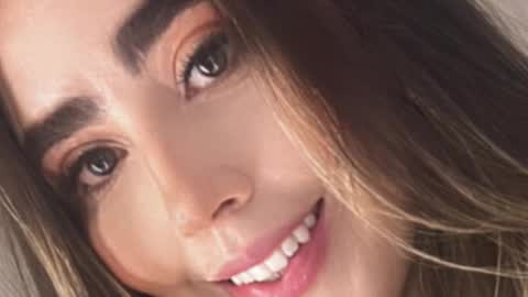 Snapshot of emi_royse chatting on 12-01-25, 08:47 emi_royse online show from 12-01-25, 08:47