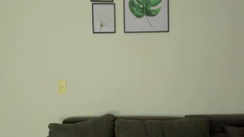 Snapshot of emi_royse chatting on 03-04-26, 01:11 emi_royse online show from 03-04-26, 01:11