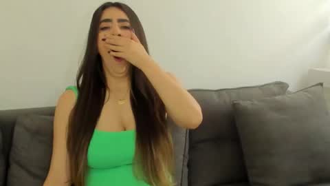 Snapshot of emi_royse chatting on 03-11-26, 06:47 emi_royse online show from 03-11-26, 06:47