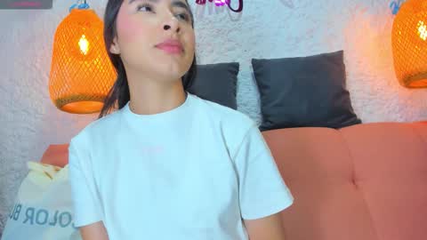 Snapshot of emiily_s chatting on 10-07-25, 12:02 Emily online show from 10-07-25, 12:02