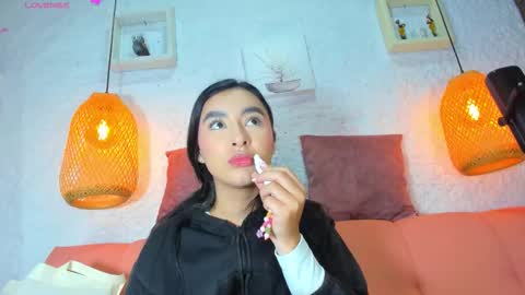 Snapshot of emiily_s chatting on 10-15-25, 12:05 Emily online show from 10-15-25, 12:05