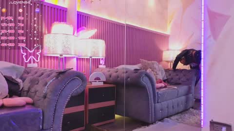 Emily online show from 12-18-24, 12:51