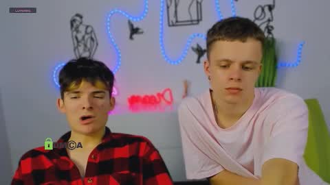 Snapshot of emil_lucky chatting on 02-27-26, 10:43 emil_lucky online show from 02-27-26, 10:43