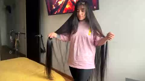 Snapshot of emilayton_ chatting on 11-05-25, 08:42 emilayton_ online show from 11-05-25, 08:42