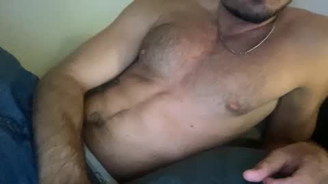 Snapshot of emile623603 chatting on 09-14-25, 07:13 emile623603 online show from 09-14-25, 07:13