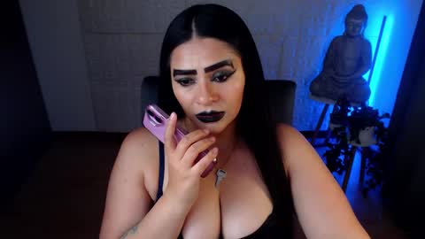 Snapshot of emili_evans_ chatting on 12-17-24, 04:34 POWERFULL GODDESS EMILI online show from 12-17-24, 04:34