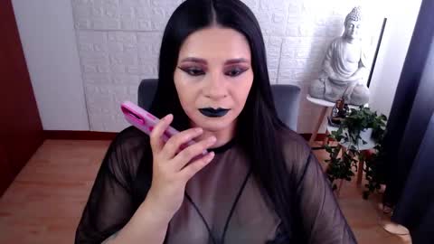 Snapshot of emili_evans_ chatting on 12-24-24, 07:33 POWERFULL GODDESS EMILI online show from 12-24-24, 07:33