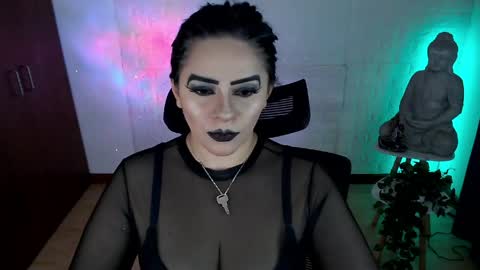 Snapshot of emili_evans_ chatting on 05-12-26, 01:14 POWERFULL GODDESS EMILI online show from 05-12-26, 01:14