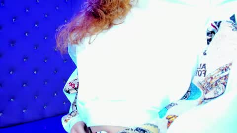 Snapshot of emili_rouse_ chatting on 10-12-25, 07:57 Emy  online show from 10-12-25, 07:57