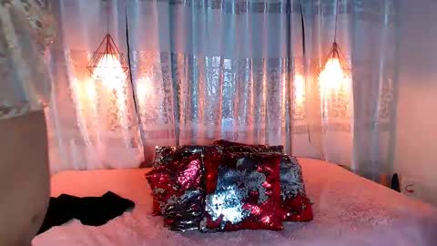 Emili roux online show from 02-28-25, 05:15