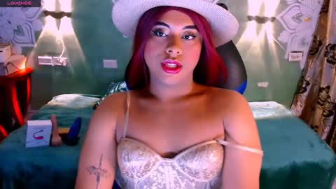 Emili roux online show from 03-04-25, 01:17