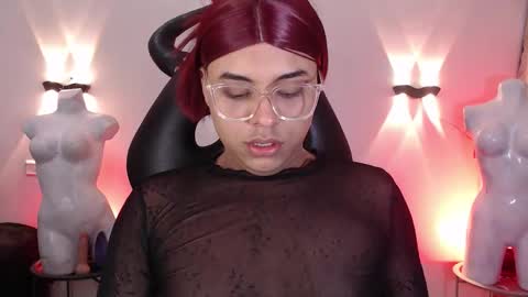 Emili roux online show from 02-22-26, 05:44