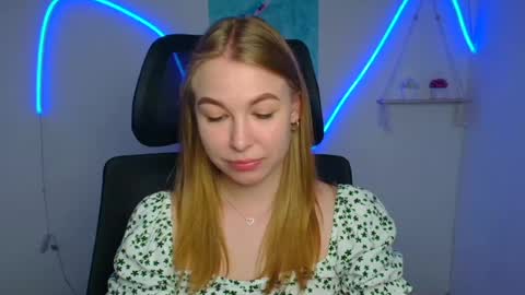Emilia online show from 07-02-26, 05:57