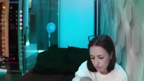 Snapshot of emilia_jack_carvel chatting on 06-22-26, 01:29 emilia_jack_carvel online show from 06-22-26, 01:29