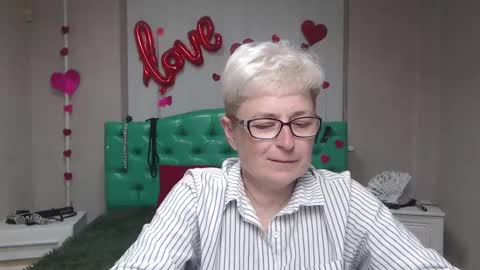 Snapshot of emiliagree chatting on 09-10-25, 05:13 EmiliaGree online show from 09-10-25, 05:13