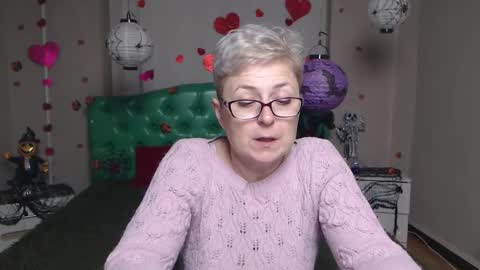 Snapshot of emiliagree chatting on 11-15-25, 06:37 EmiliaGree online show from 11-15-25, 06:37