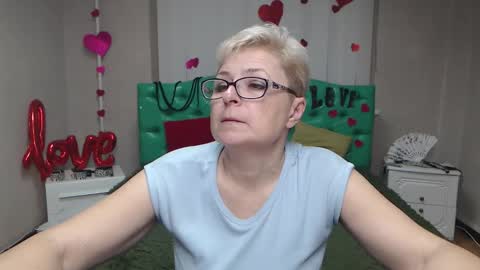 Snapshot of emiliagree chatting on 11-25-25, 07:03 EmiliaGree online show from 11-25-25, 07:03