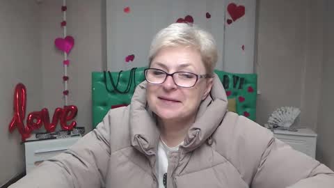 Snapshot of emiliagree chatting on 12-02-25, 06:47 EmiliaGree online show from 12-02-25, 06:47