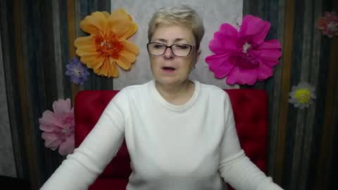 EmiliaGree online show from 04-11-26, 05:06