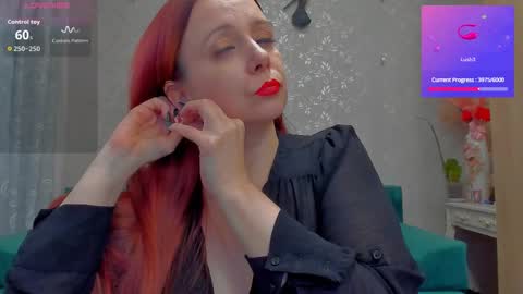 Snapshot of emilianna666 chatting on 12-19-25, 12:45 Emiliana online show from 12-19-25, 12:45