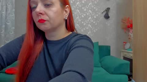 Snapshot of emilianna666 chatting on 02-06-26, 02:09 Emiliana online show from 02-06-26, 02:09