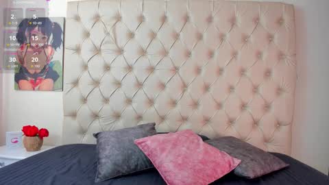 Snapshot of emilieandblake chatting on 02-14-26, 04:26 emilieandblake online show from 02-14-26, 04:26