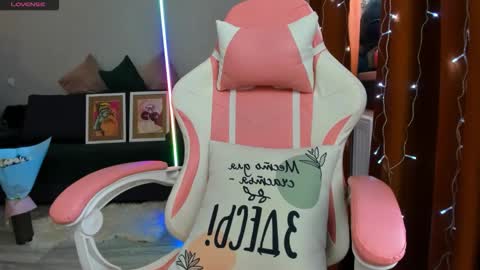 Emiliya online show from 01-15-26, 05:01