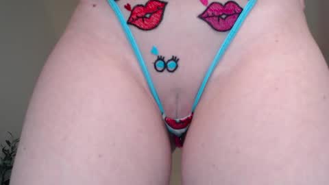 Snapshot of emilly_angel chatting on 02-21-25, 11:10 Emily online show from 02-21-25, 11:10