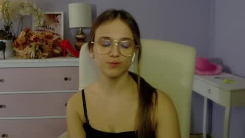 Snapshot of emilly_lust99 chatting on 02-27-25, 10:59 Emilly online show from 02-27-25, 10:59