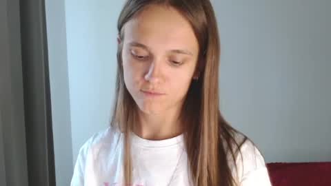 Emilly online show from 07-28-26, 12:59