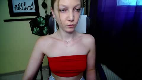 Emilly online show from 05-26-26, 12:45