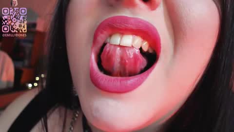 Emily online show from 09-10-25, 07:47