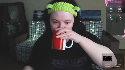 Emily online show from 12-21-25, 08:38