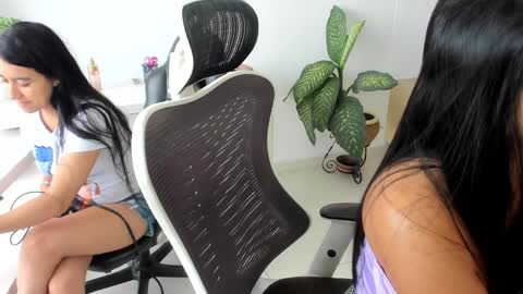 Emilly  online show from 10-29-25, 01:46