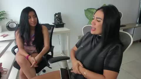 Emilly  online show from 07-27-26, 03:41