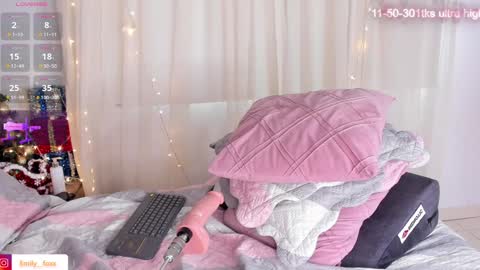 Snapshot of emily___fox chatting on 12-02-24, 05:59 Emily online show from 12-02-24, 05:59